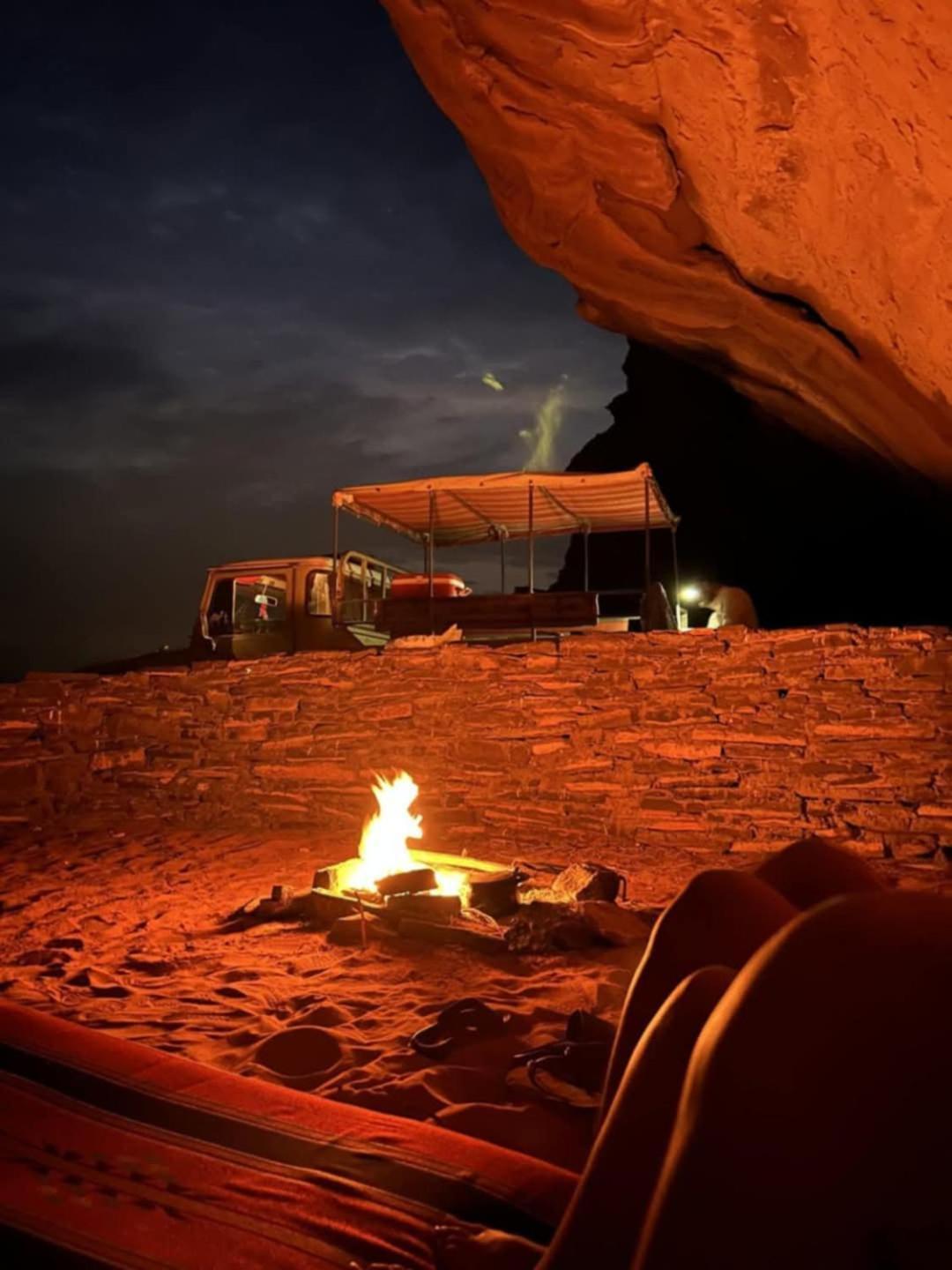 Отель Wadi Rum Caeser Camp Экстерьер фото