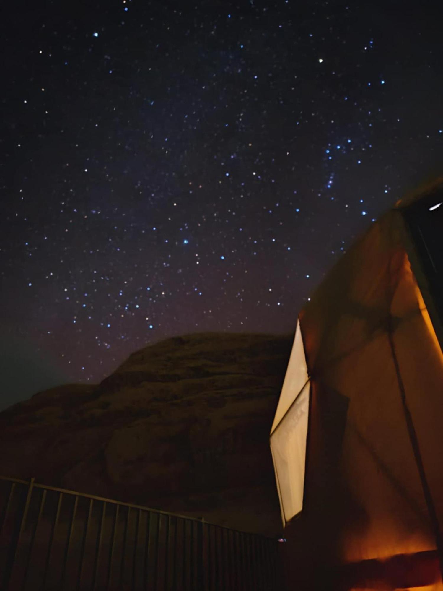 Отель Wadi Rum Caeser Camp Экстерьер фото