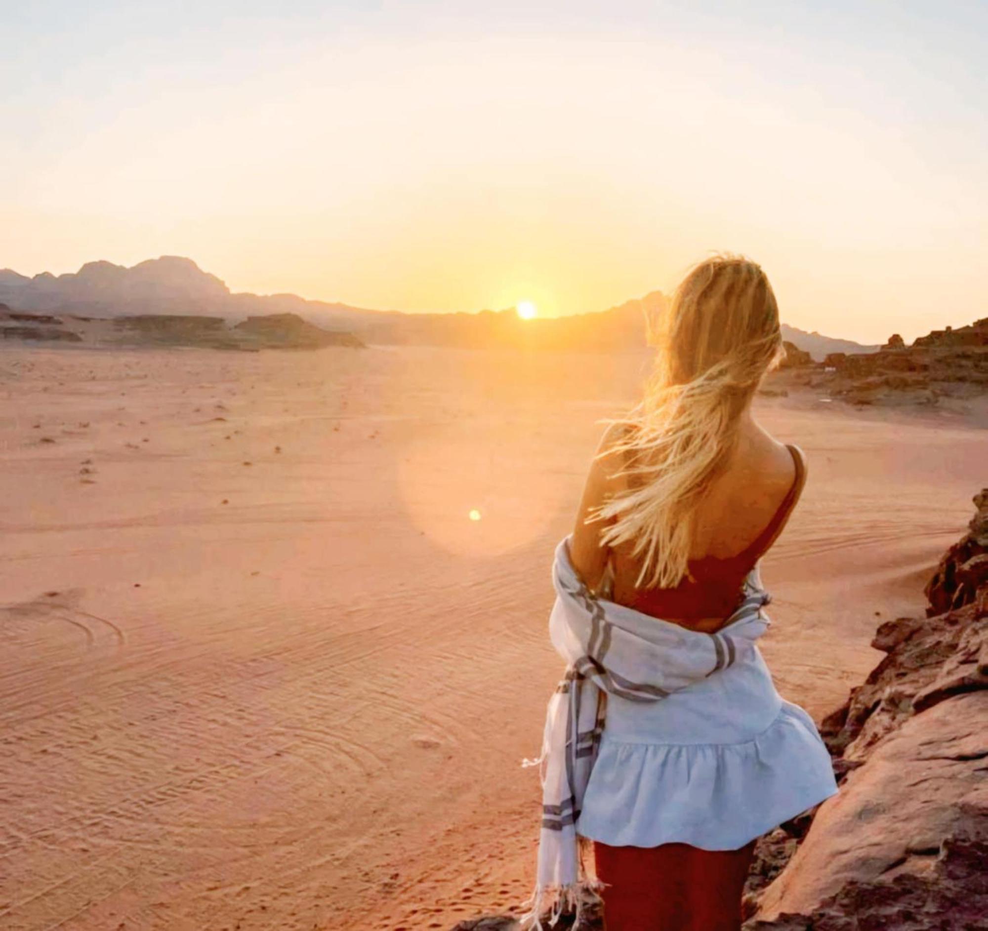 Отель Wadi Rum Caeser Camp Экстерьер фото